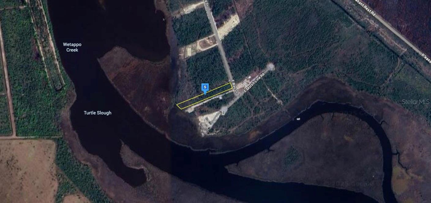 Image 2 of 5 For 235 Bay Drive