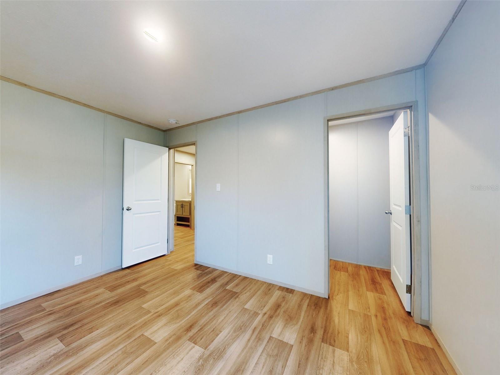 Image 22 of 67 For 660 131 Avenue