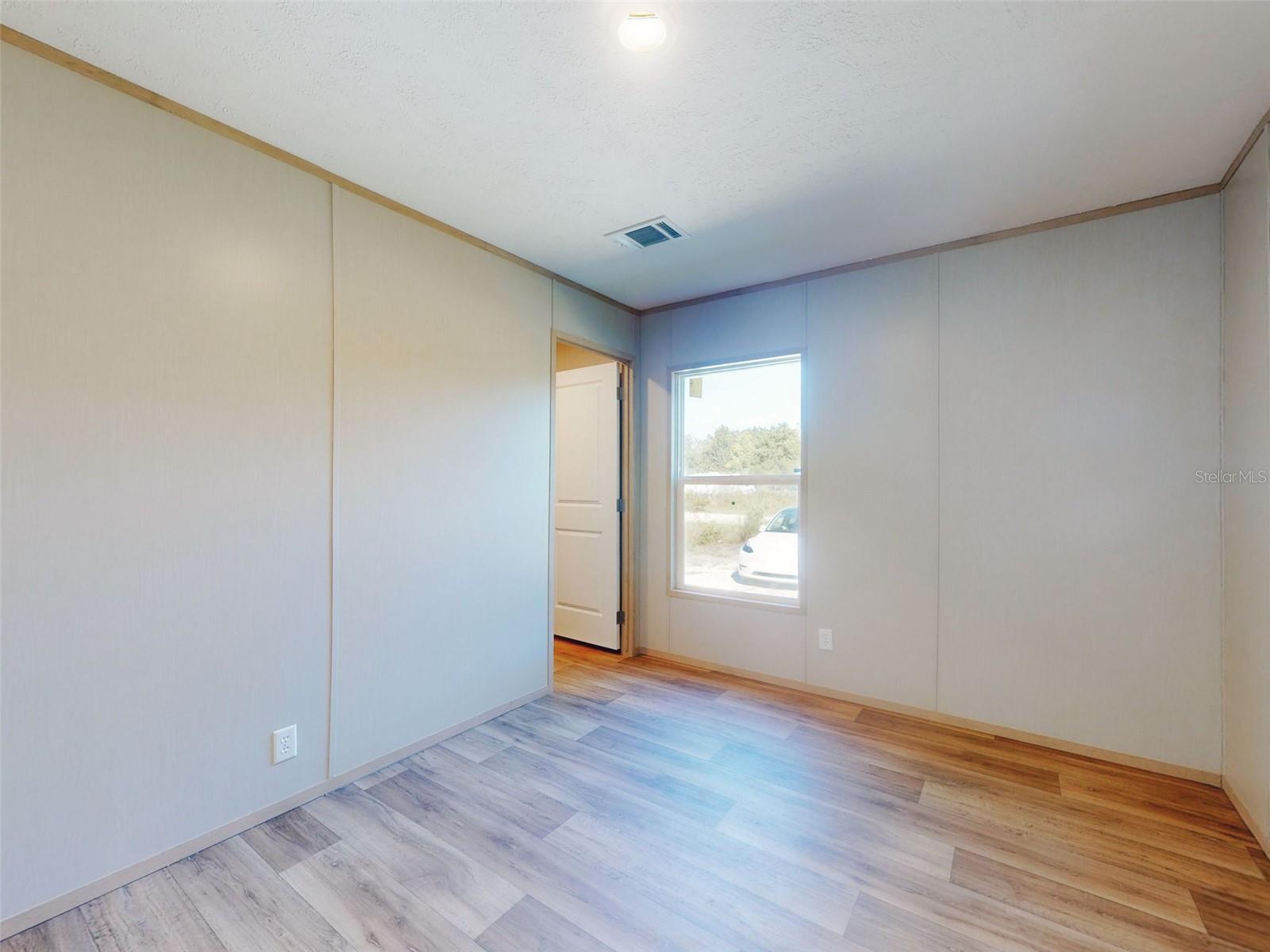 Image 26 of 67 For 660 131 Avenue