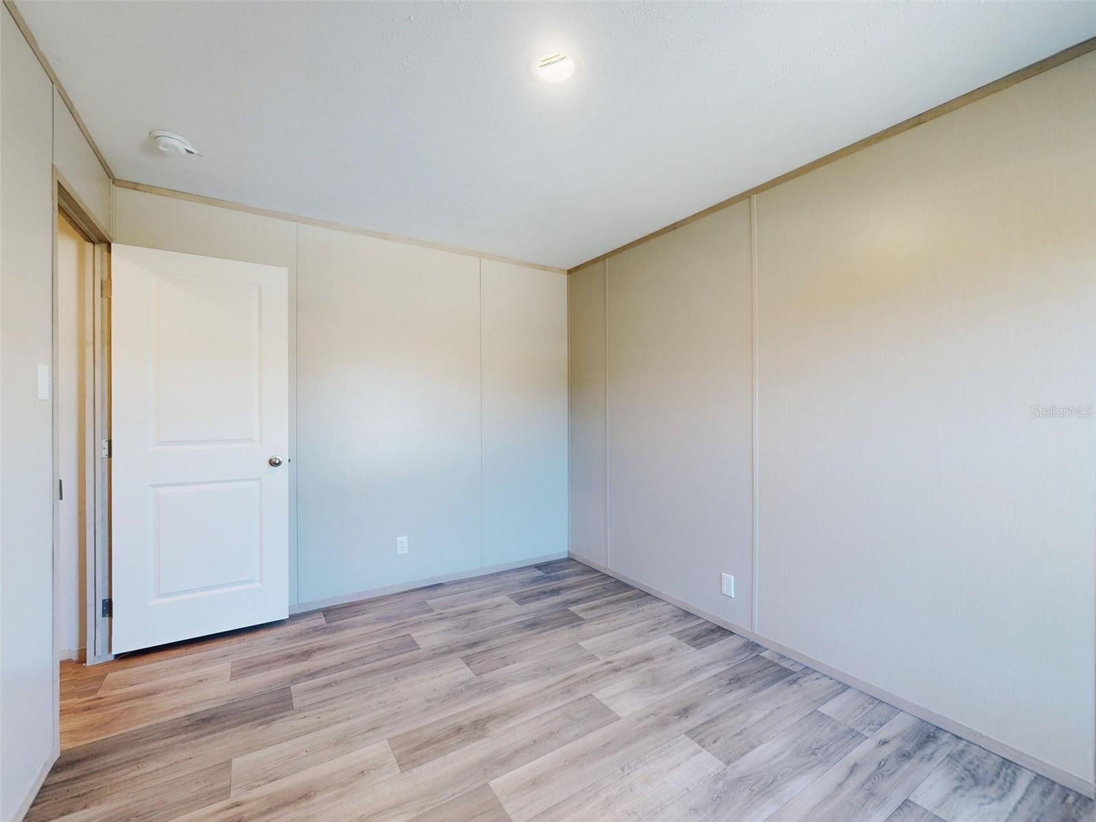 Image 27 of 67 For 660 131 Avenue