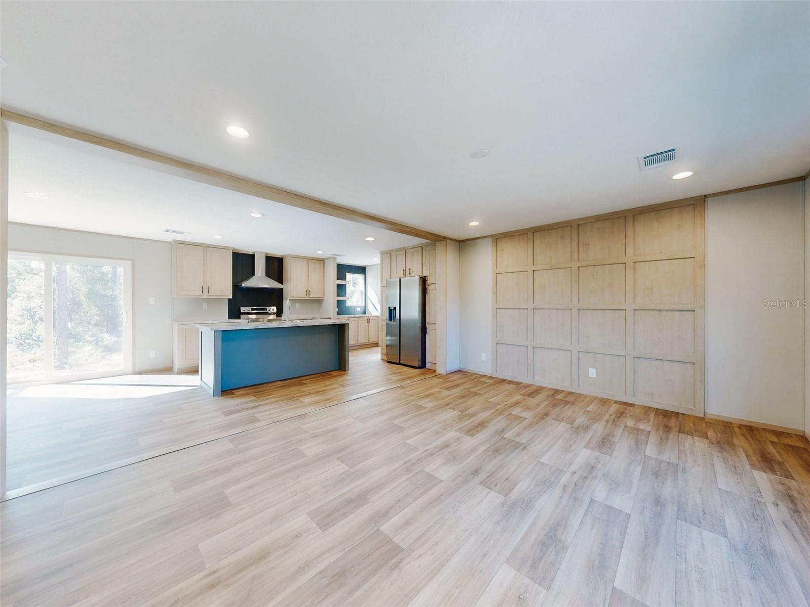 Image 5 of 67 For 660 131 Avenue