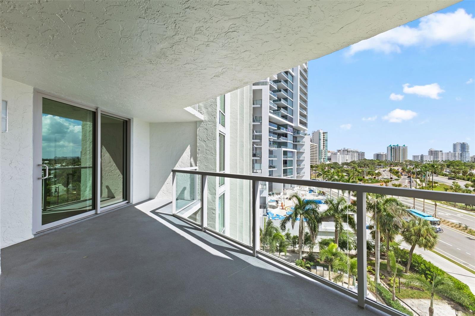 Image 10 of 62 For 1111 Gulfstream Avenue 6b
