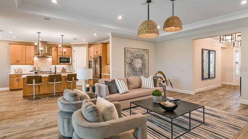 Image 13 of 22 For 661 Junonia Boulevard