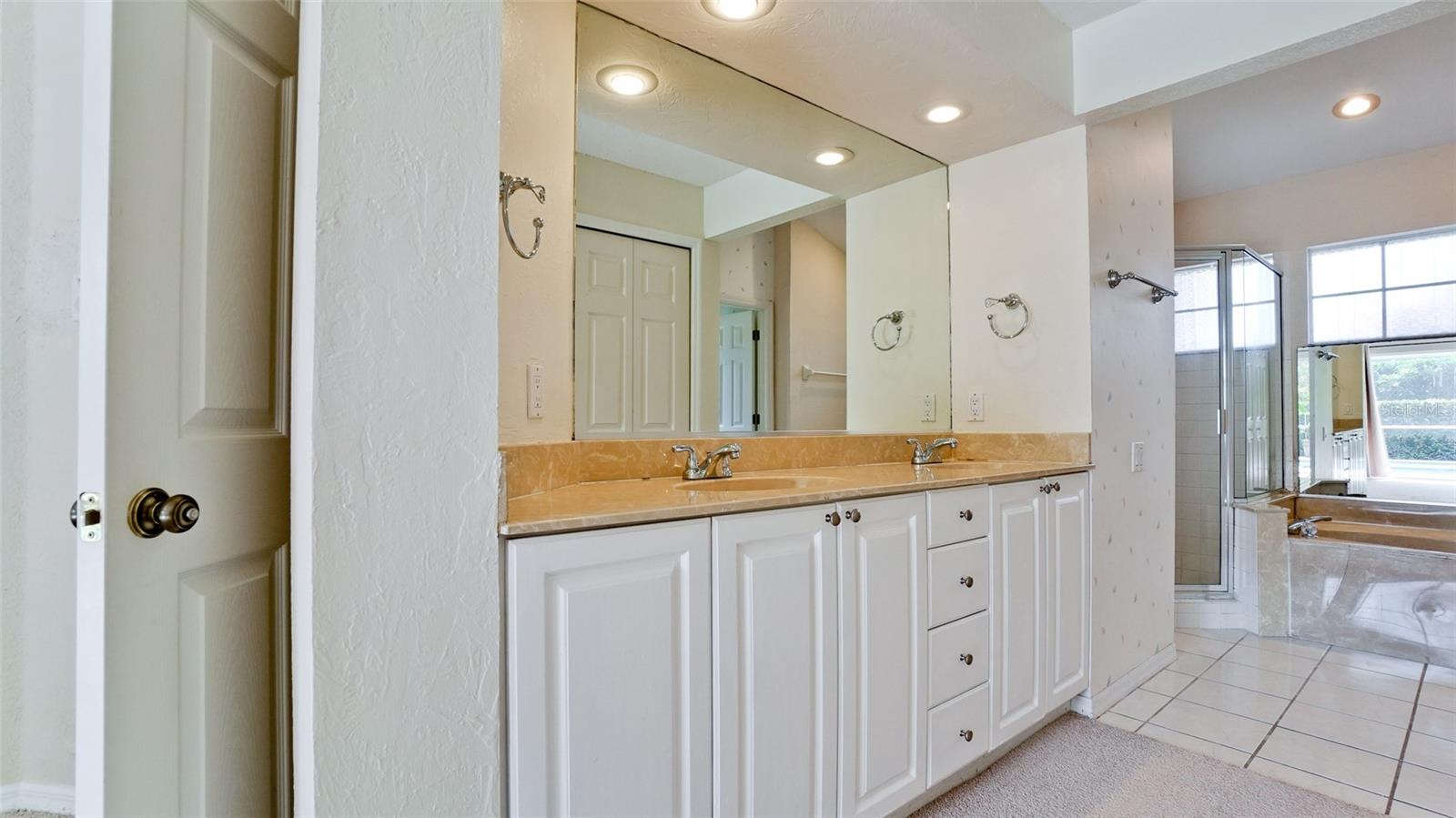 Image 27 of 43 For 9102 12th Avenue Nw