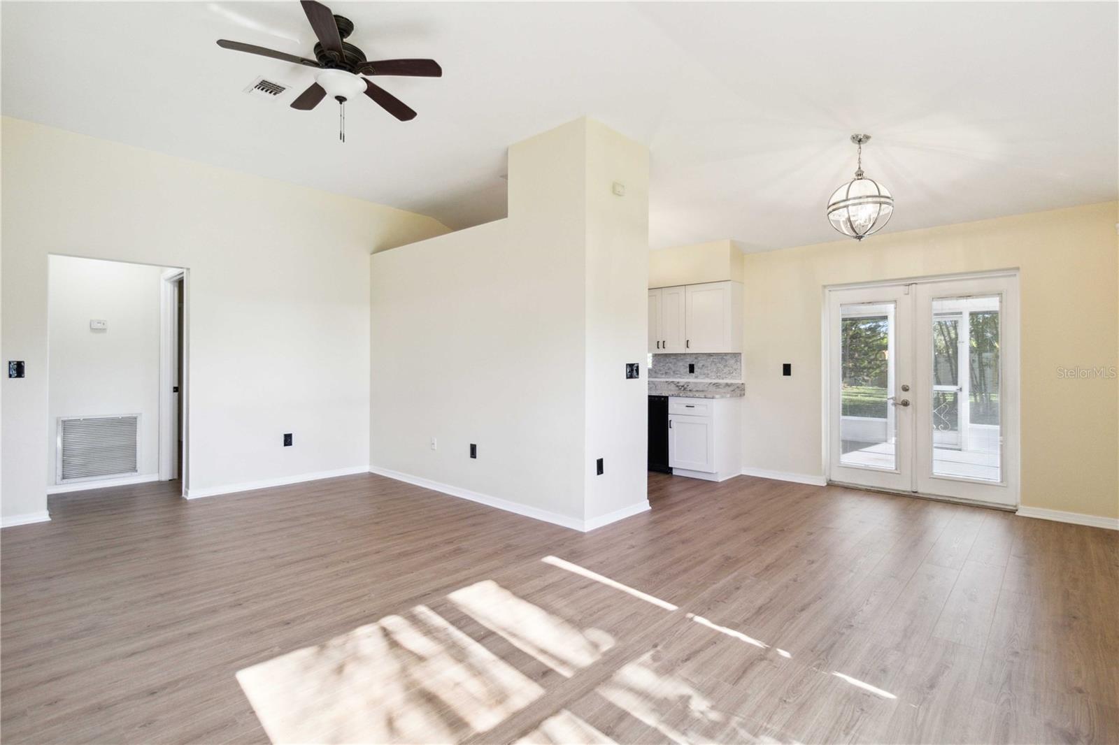 Image 11 of 38 For 3509 65th Avenue Circle E