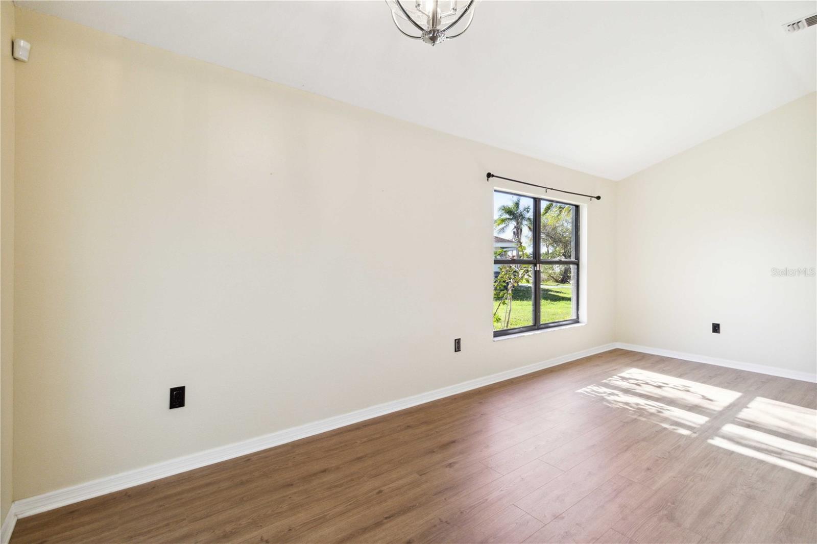 Image 17 of 38 For 3509 65th Avenue Circle E