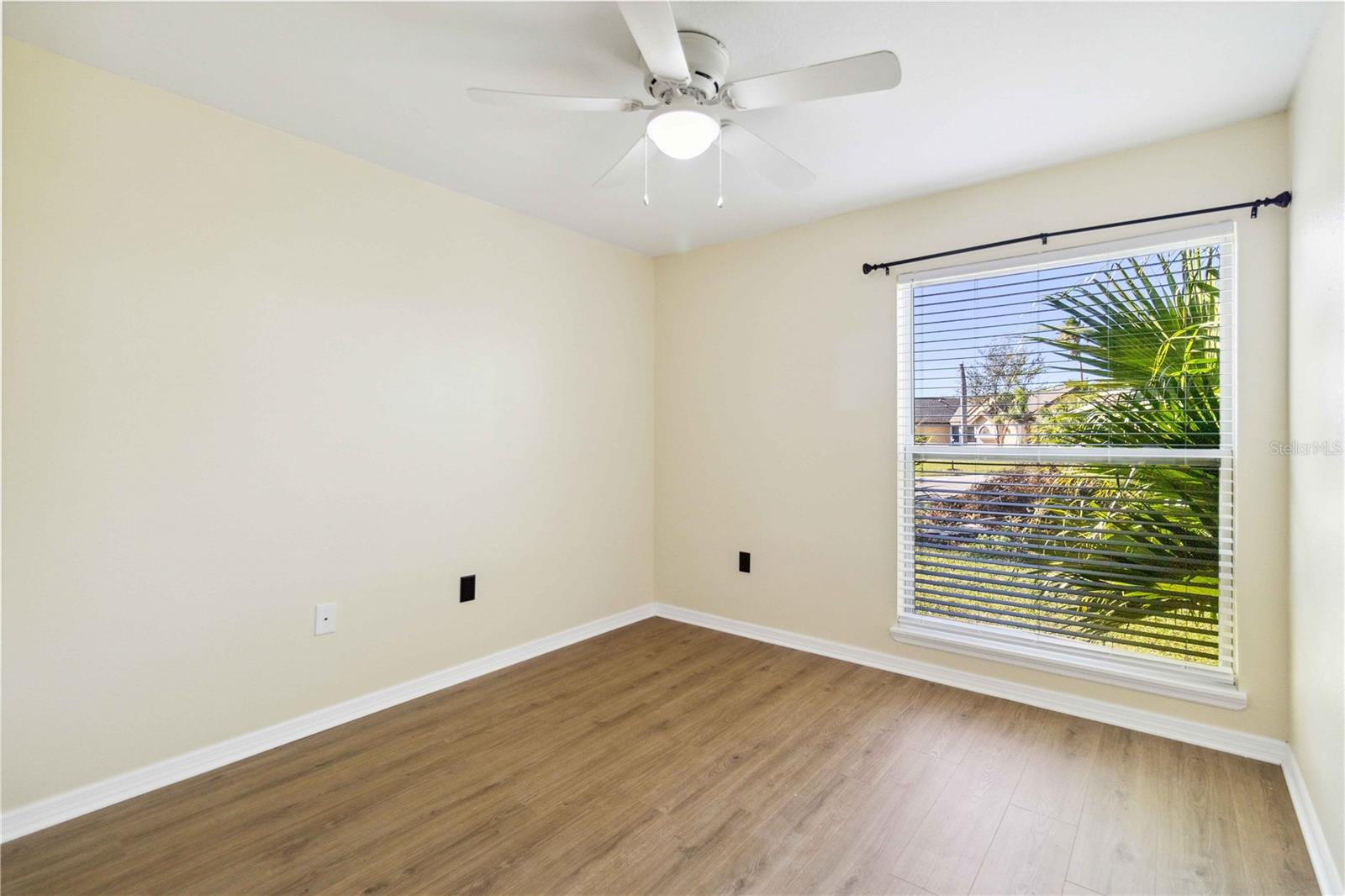 Image 22 of 38 For 3509 65th Avenue Circle E