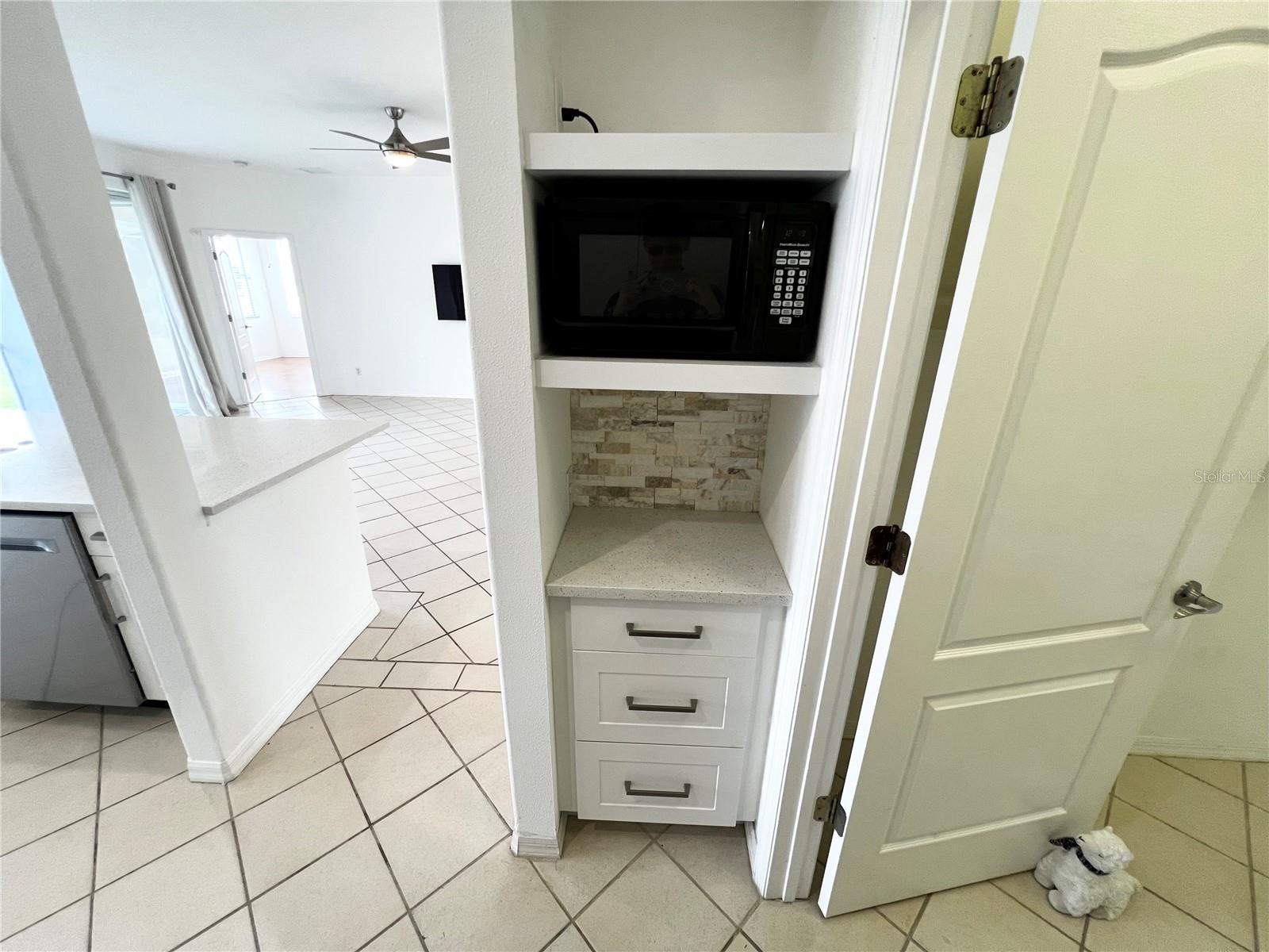 Image 16 of 30 For 7463 Ridge Road