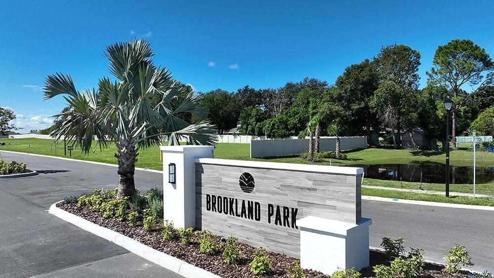 Image 18 of 19 For 2104 Babbling Brook Boulevard