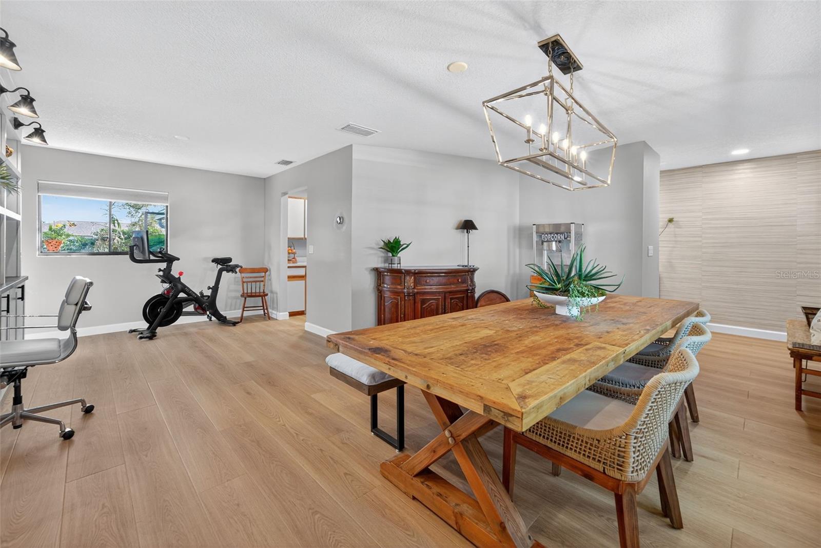 Image 10 of 68 For 2553 Scarlet Oak Court