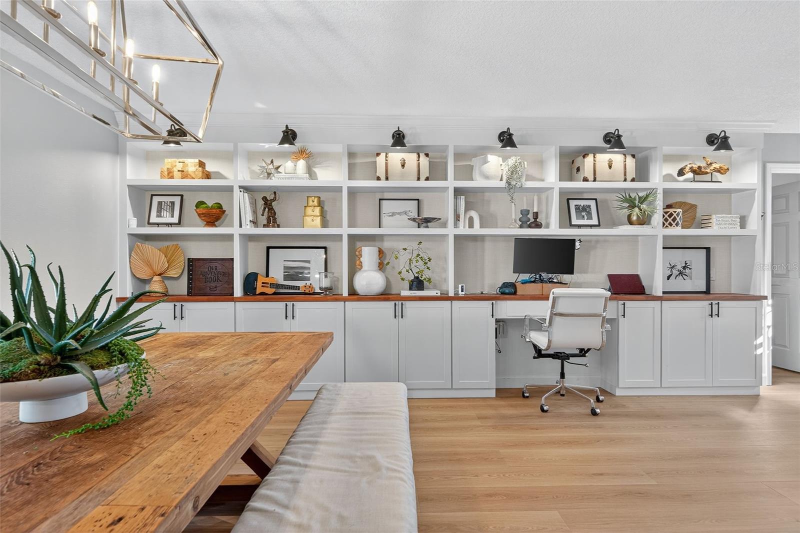 Image 11 of 68 For 2553 Scarlet Oak Court