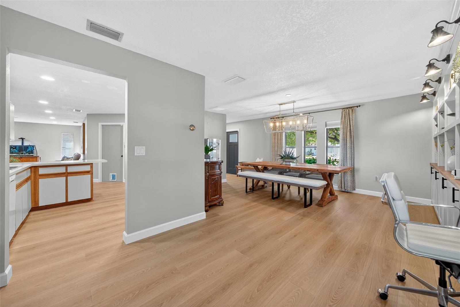 Image 13 of 68 For 2553 Scarlet Oak Court