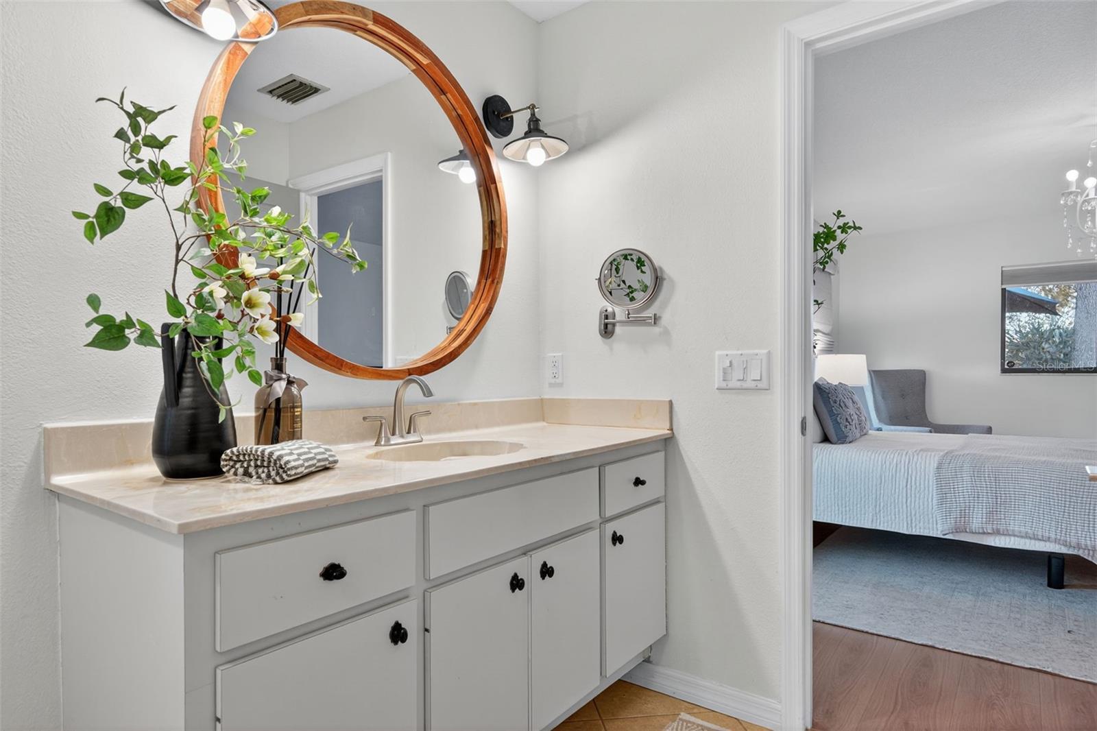 Image 21 of 68 For 2553 Scarlet Oak Court