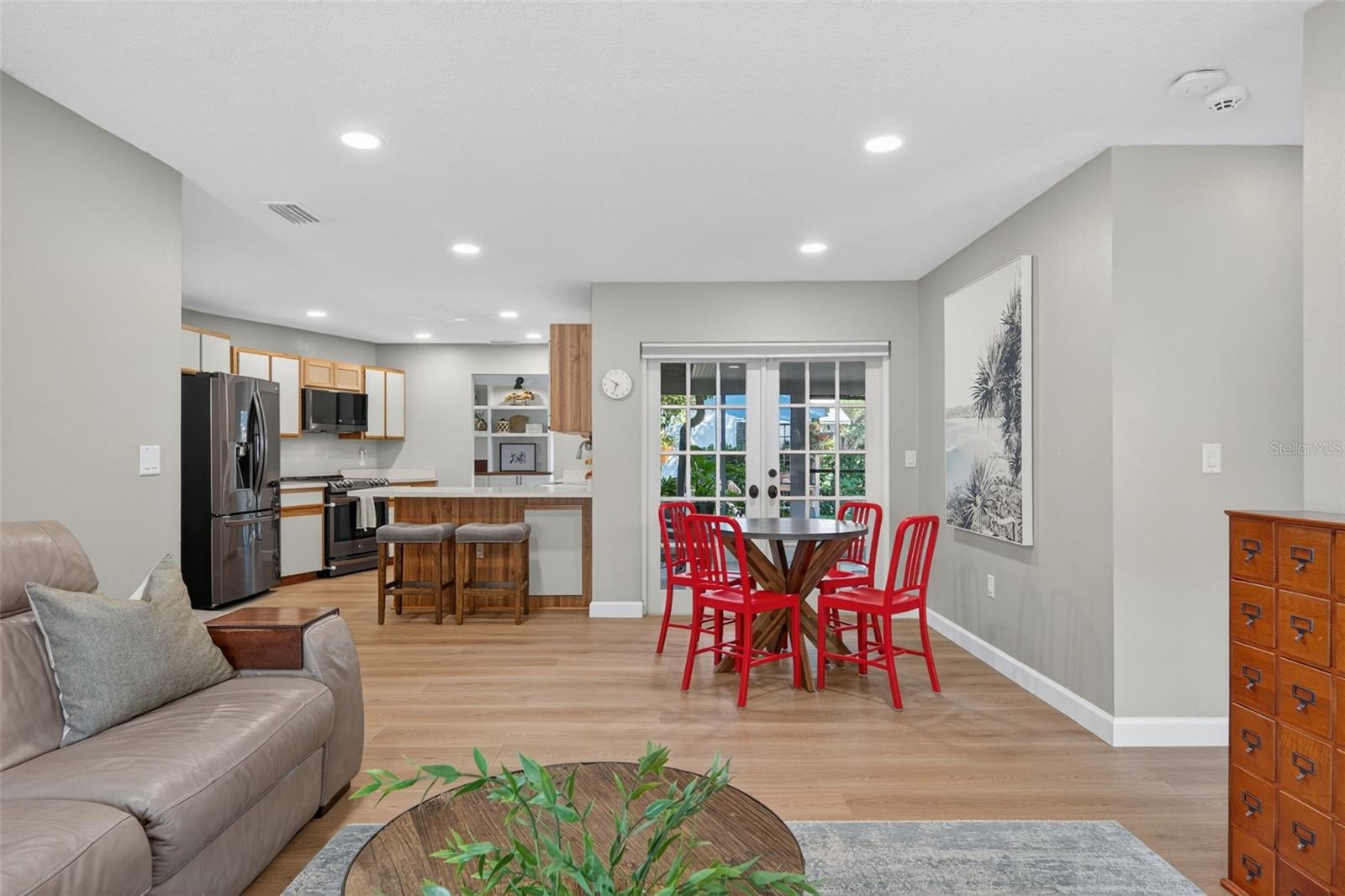 Image 33 of 68 For 2553 Scarlet Oak Court