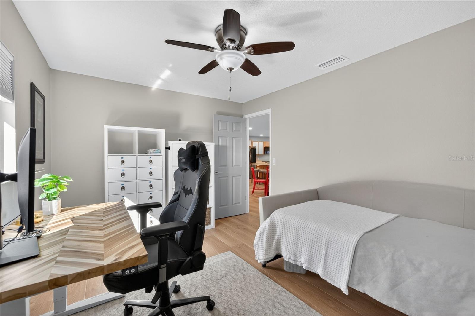 Image 35 of 68 For 2553 Scarlet Oak Court