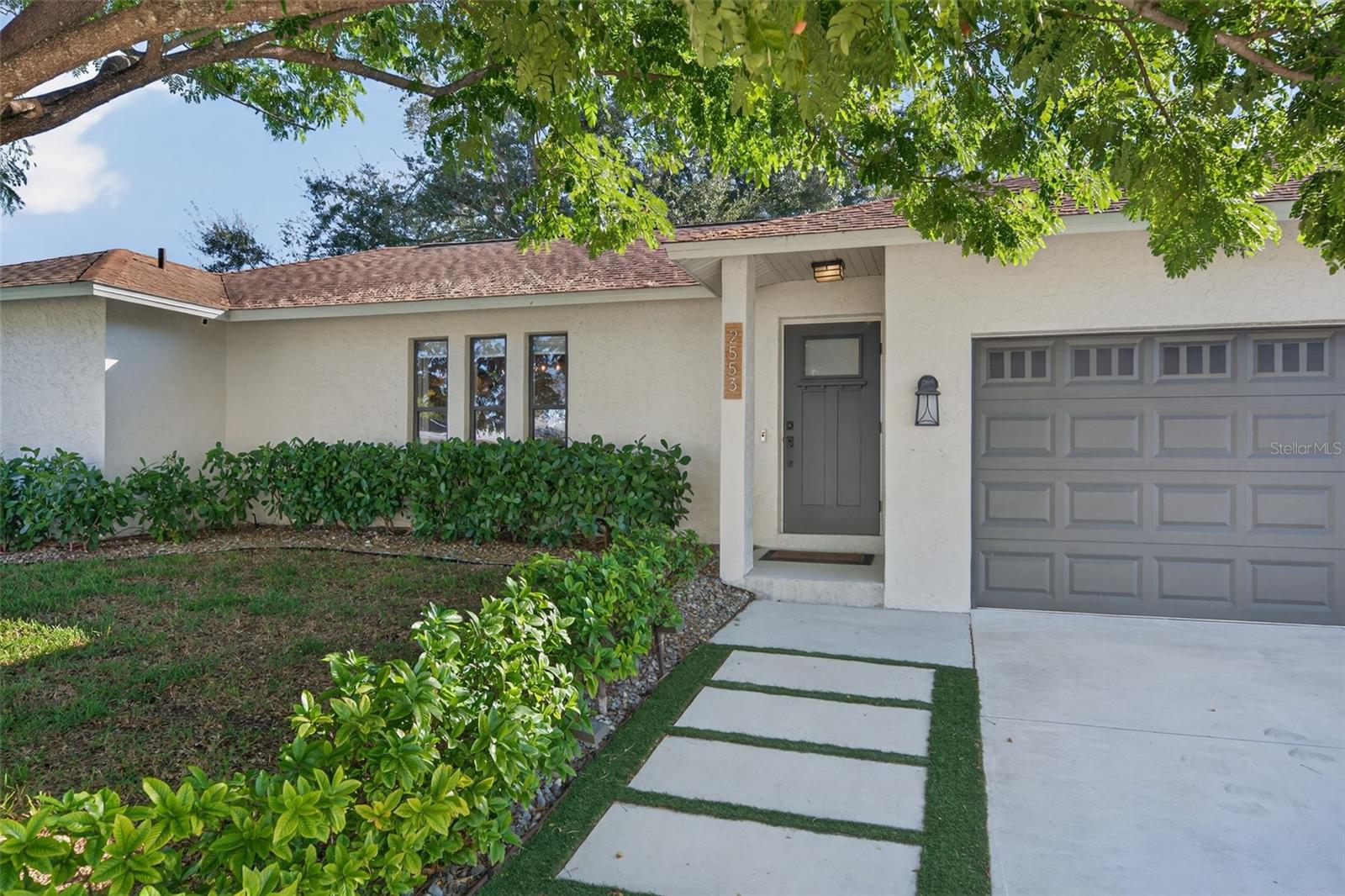 Image 4 of 68 For 2553 Scarlet Oak Court