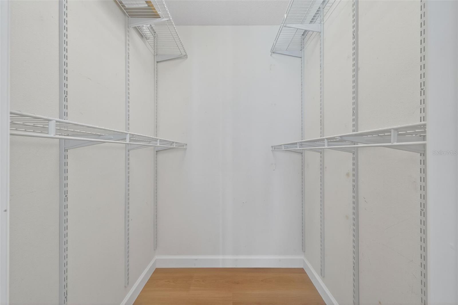 Image 44 of 68 For 2553 Scarlet Oak Court