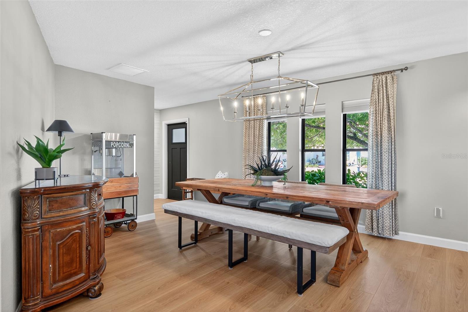 Image 9 of 68 For 2553 Scarlet Oak Court