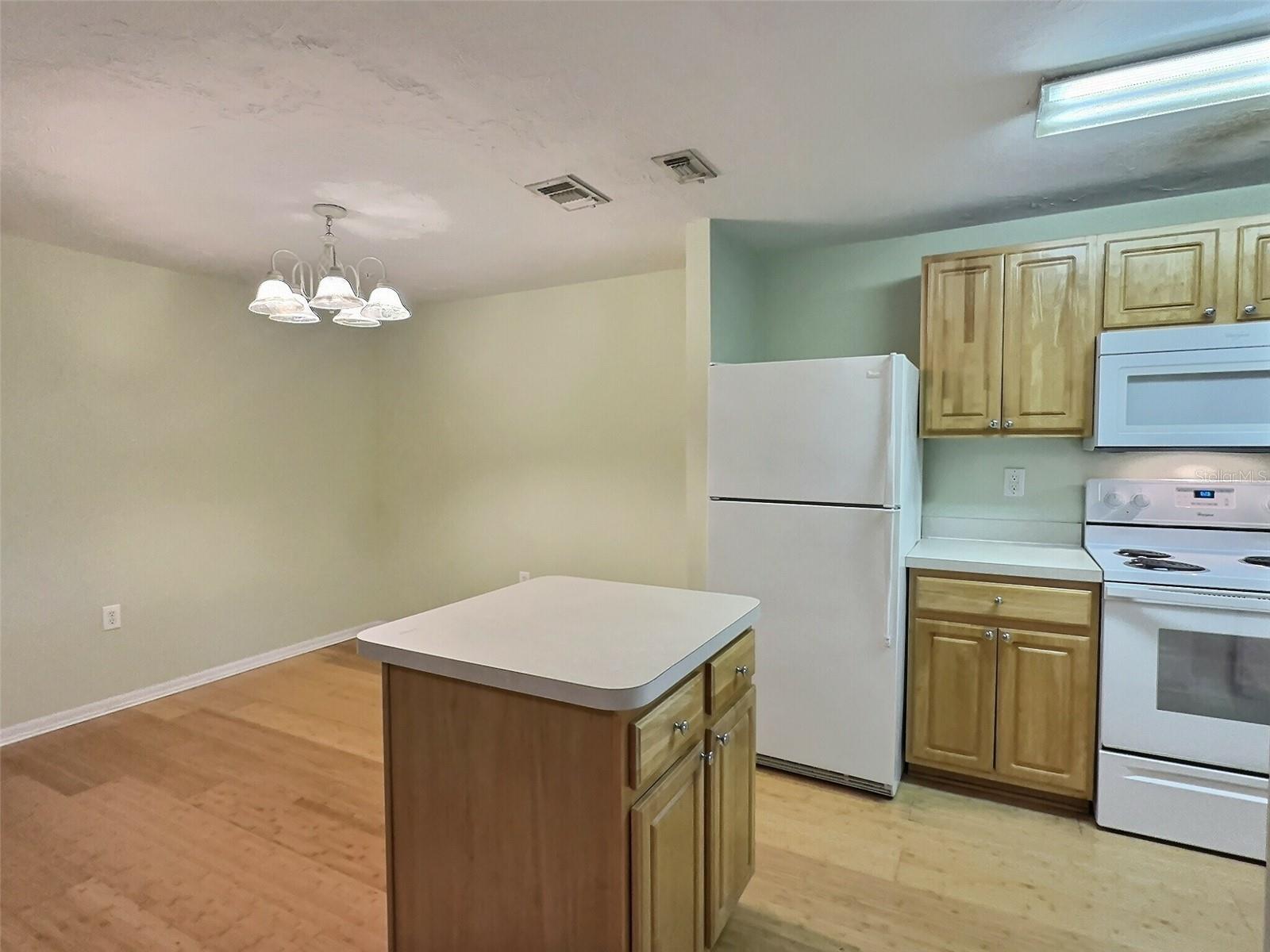 Image 27 of 35 For 4751 Travini Circle 4-105
