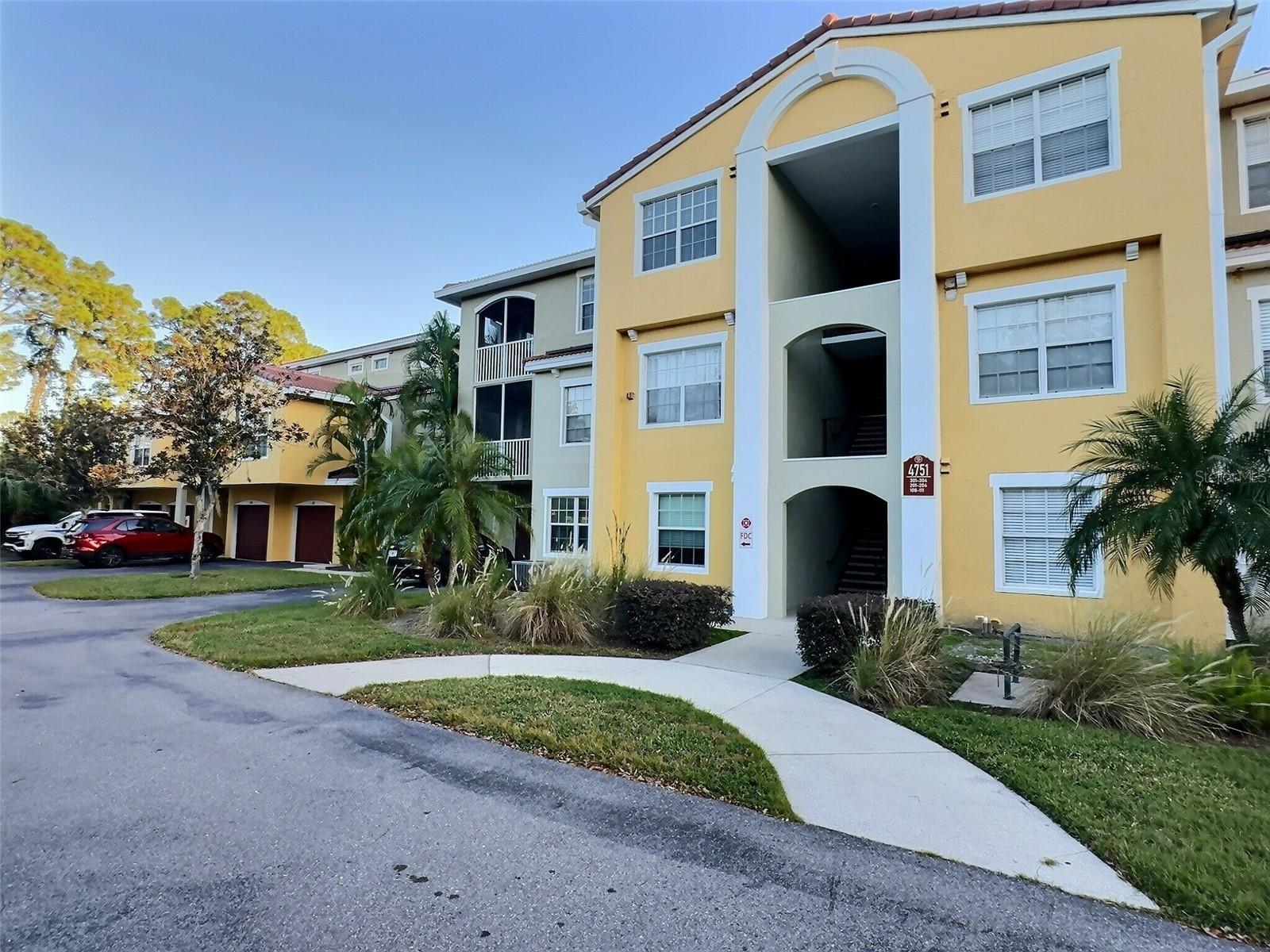 Image 3 of 35 For 4751 Travini Circle 4-105