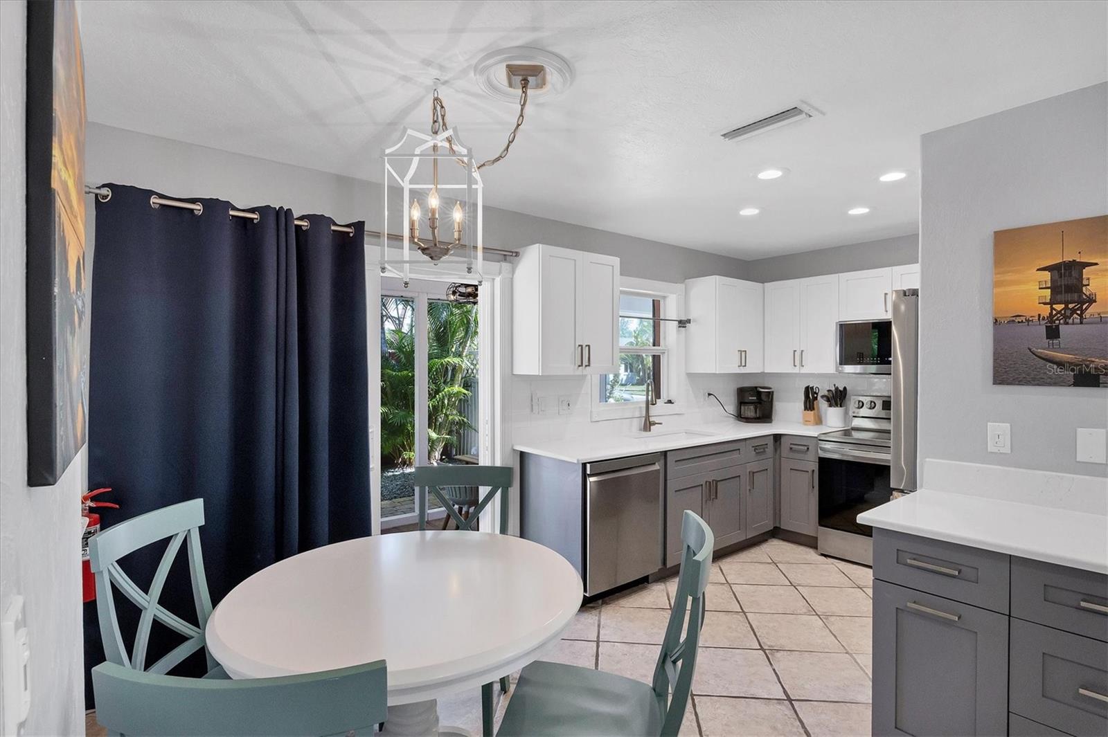 Image 21 of 50 For 208 82nd Street B