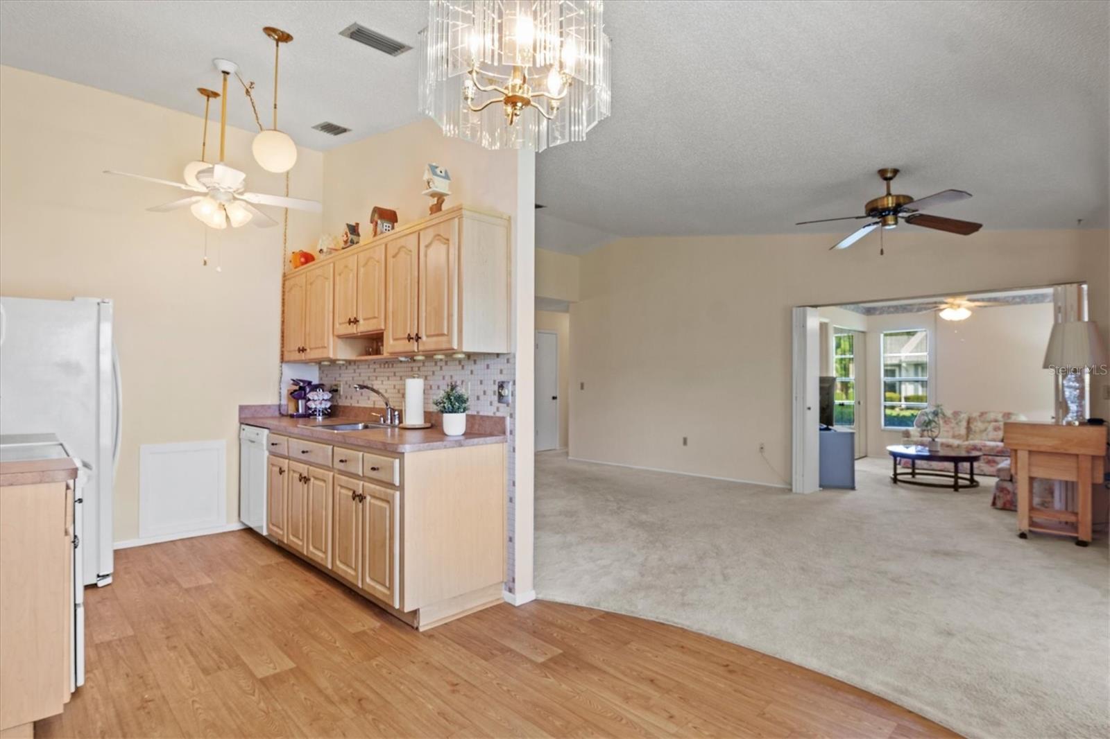 Image 8 of 37 For 3701 39th Street W