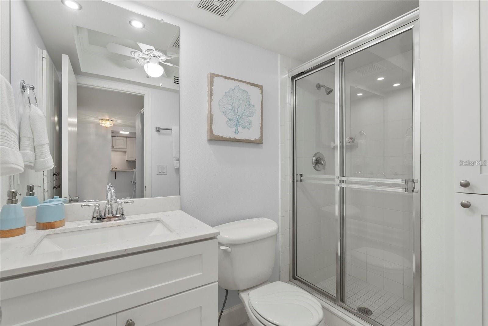 Image 23 of 35 For 255 The Esplanade N 106