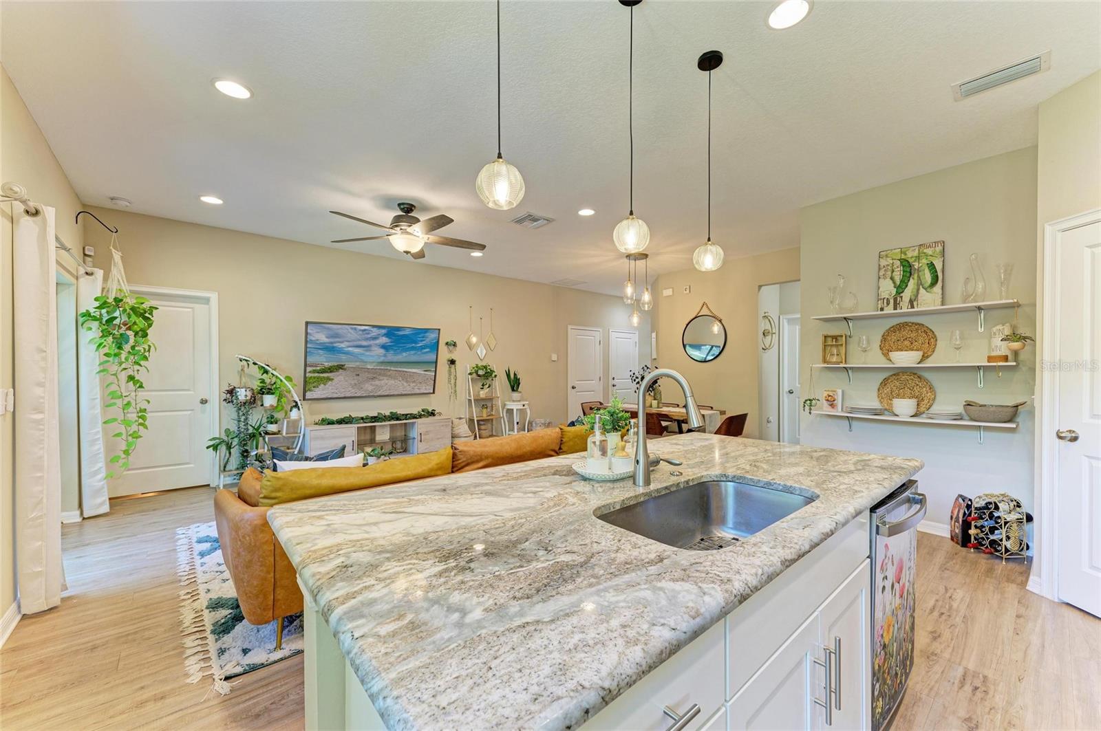 Image 18 of 32 For 2304 22nd Avenue