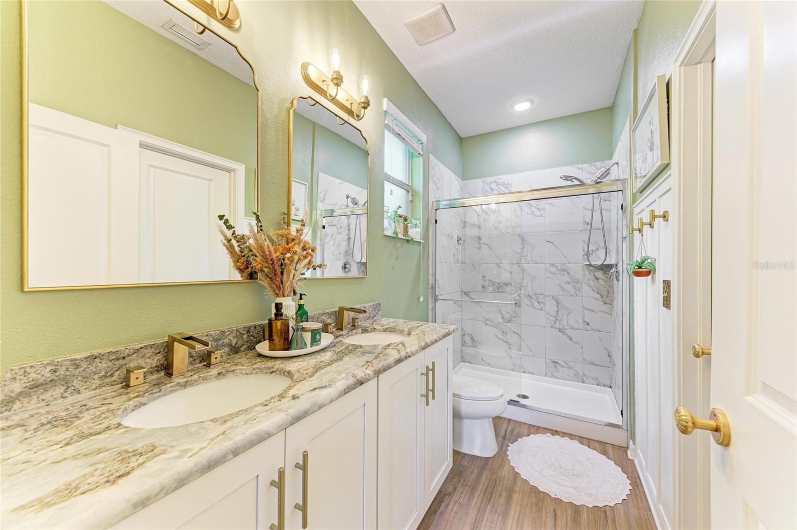 Image 25 of 32 For 2304 22nd Avenue