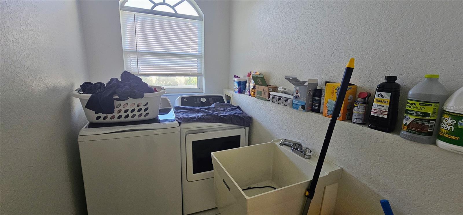 Image 20 of 21 For 1152 Deardon Drive