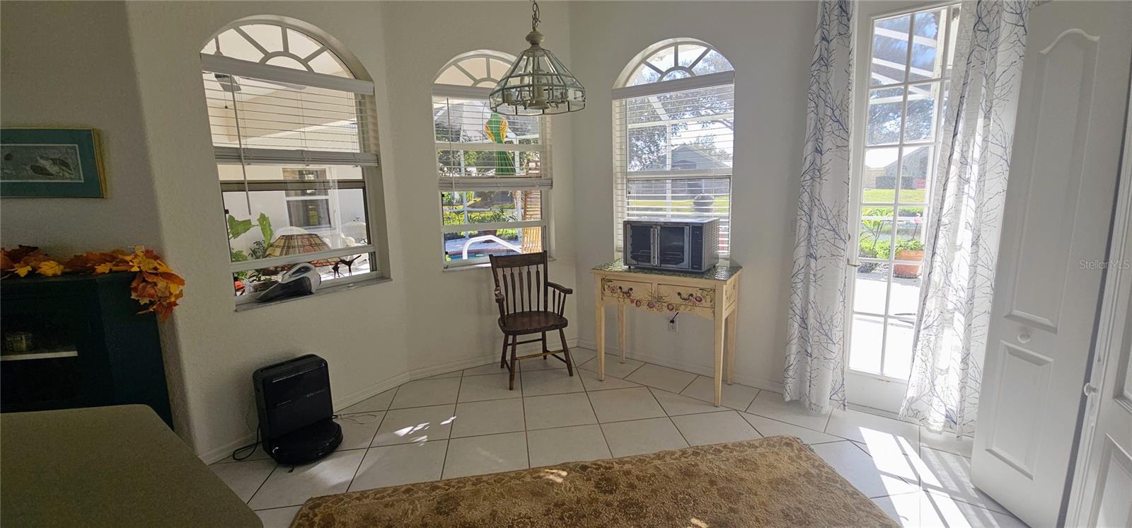 Image 6 of 21 For 1152 Deardon Drive