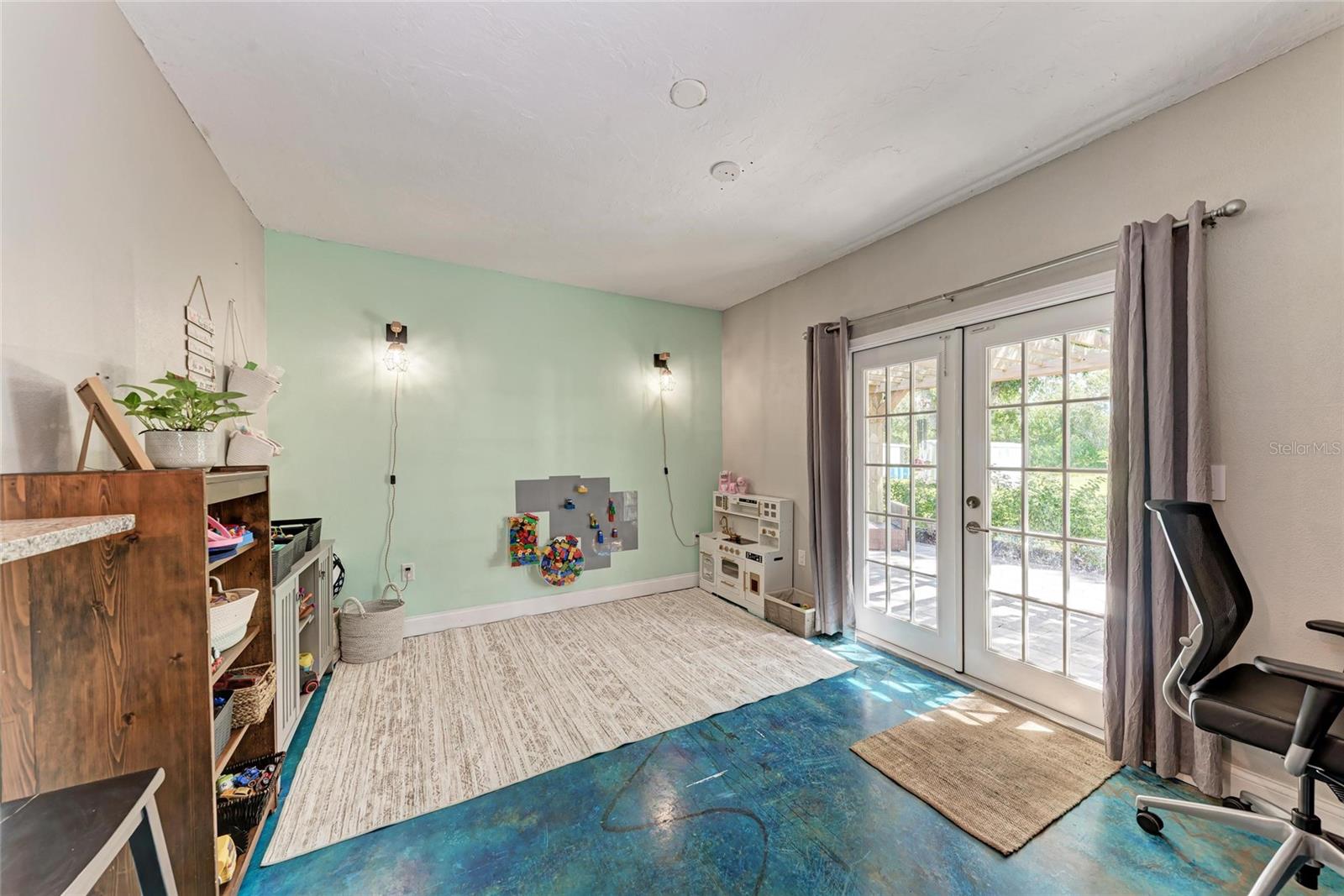 Image 33 of 52 For 1821 Racimo Drive