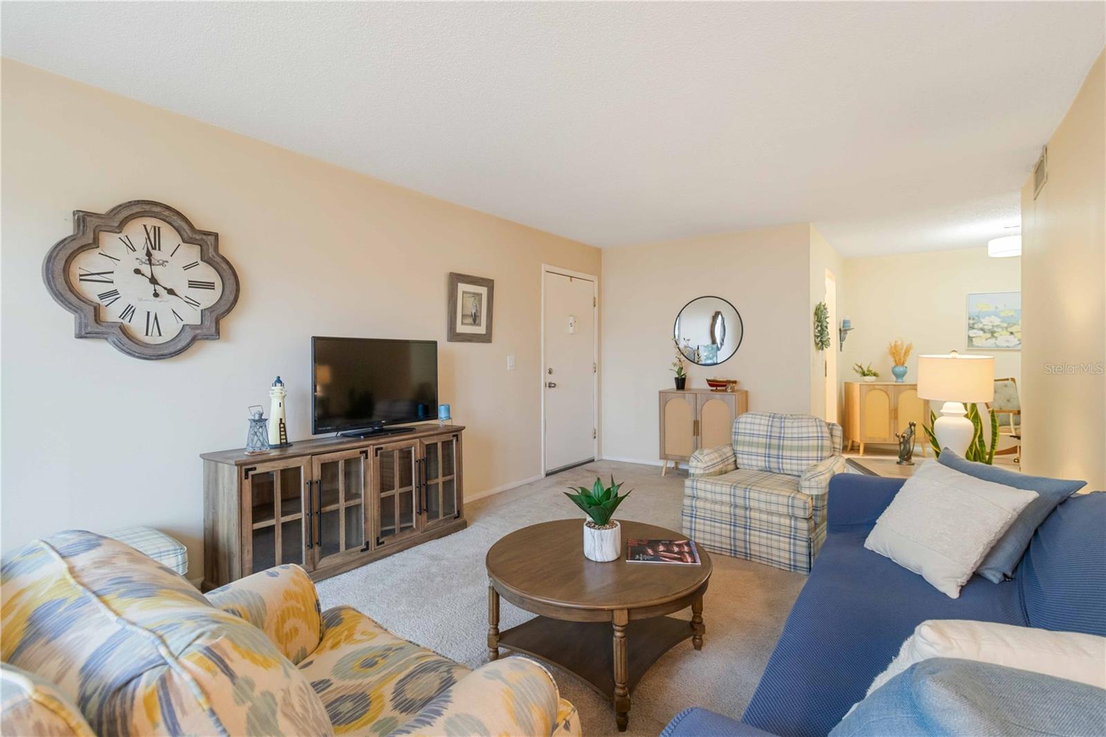 Image 7 of 31 For 3267 Beneva Road 103