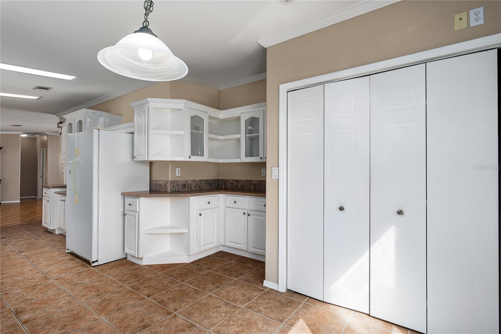 Image 11 of 37 For 8410 Imperial Circle