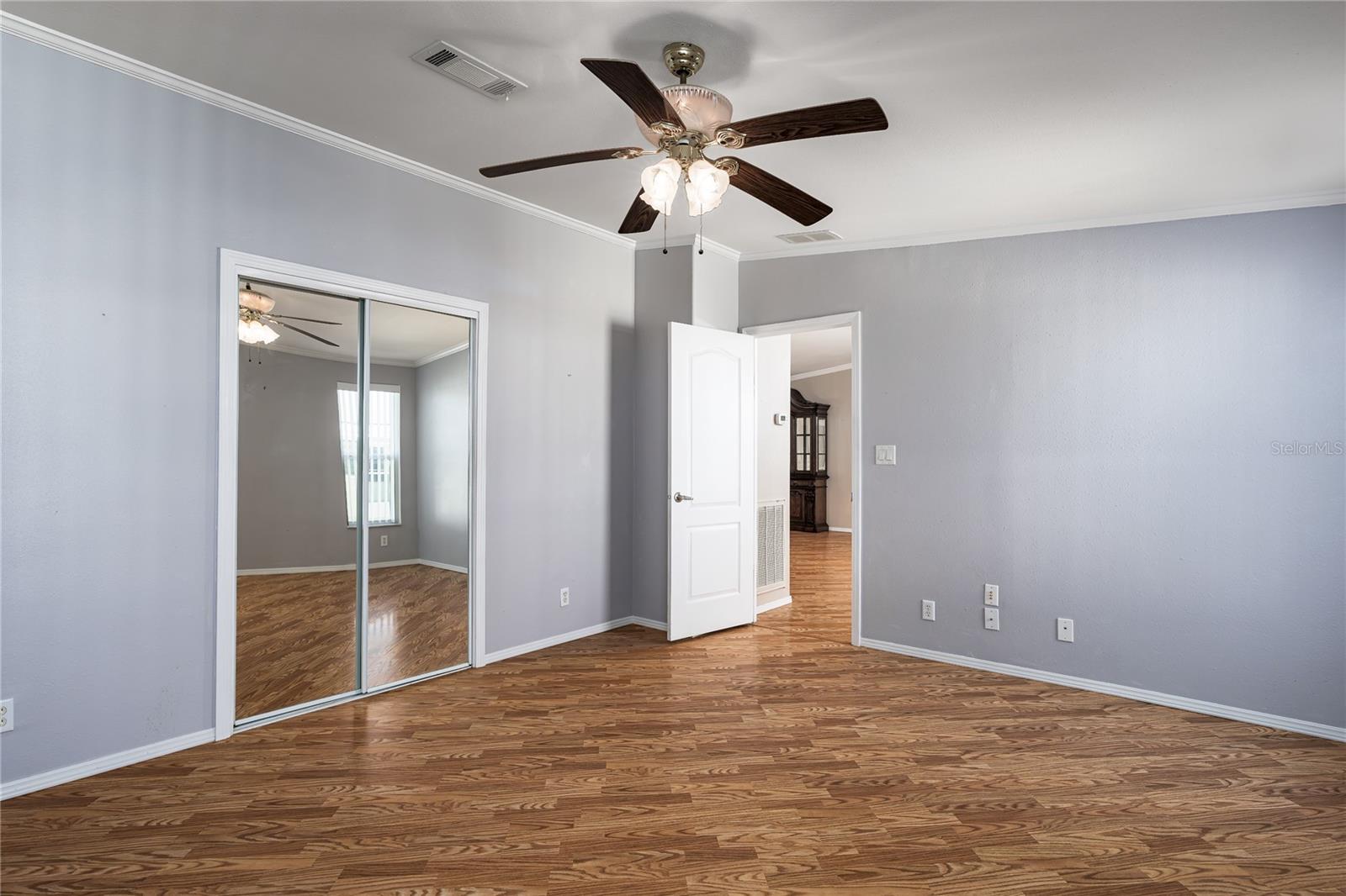 Image 15 of 37 For 8410 Imperial Circle