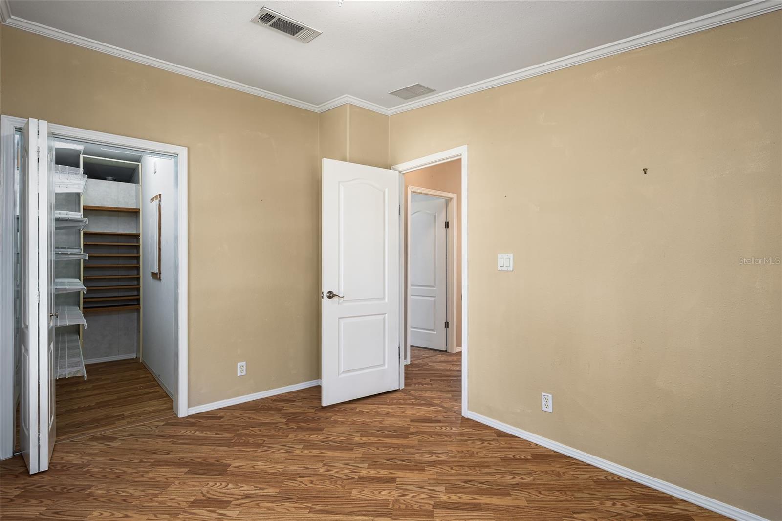 Image 21 of 37 For 8410 Imperial Circle