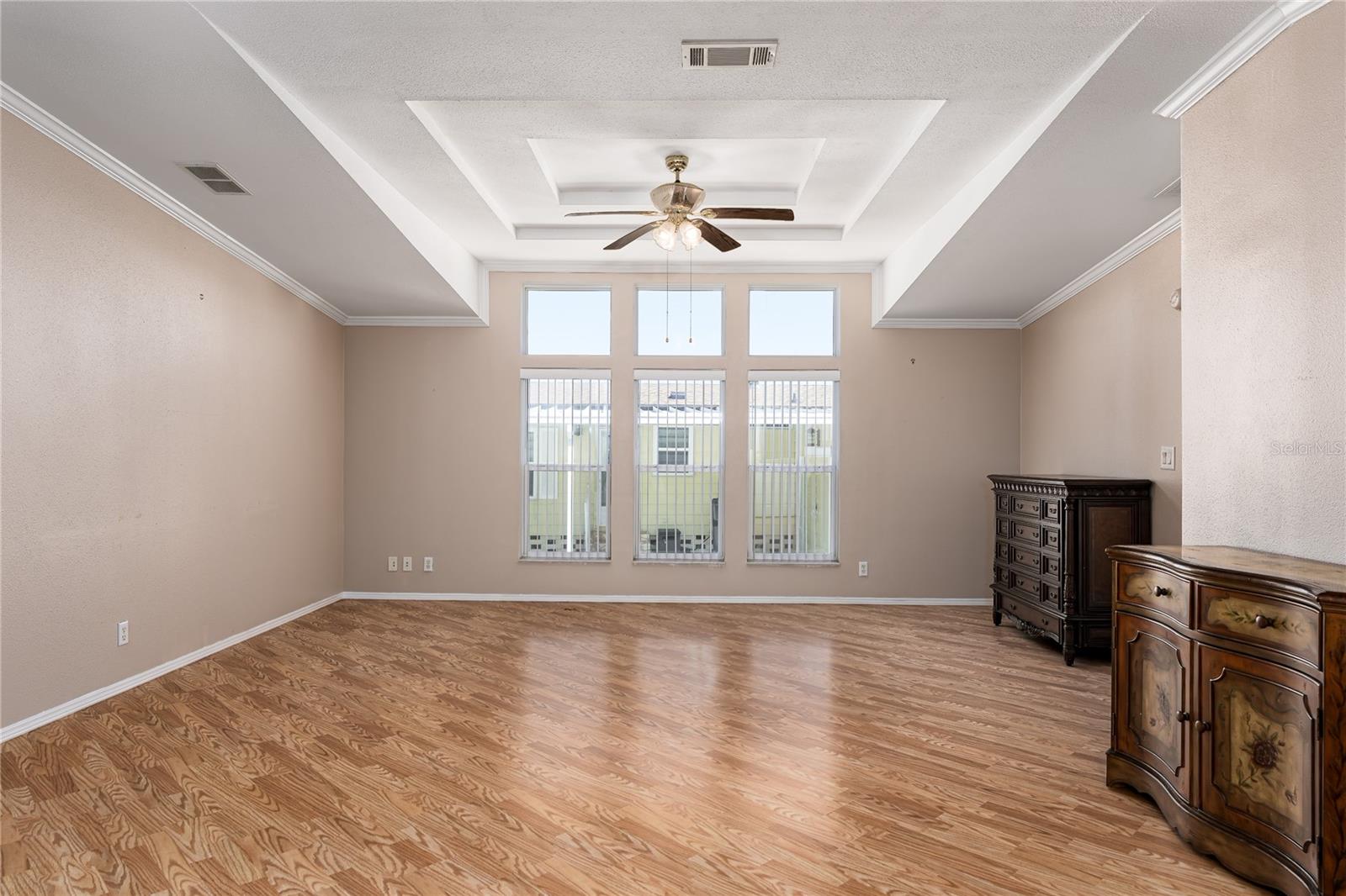 Image 5 of 37 For 8410 Imperial Circle
