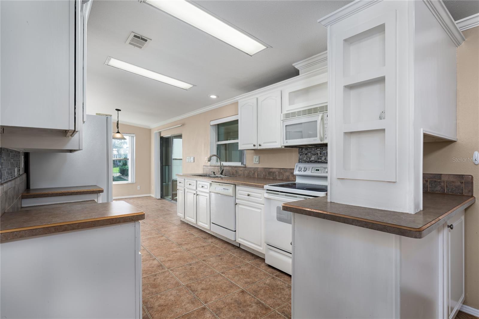 Image 8 of 37 For 8410 Imperial Circle