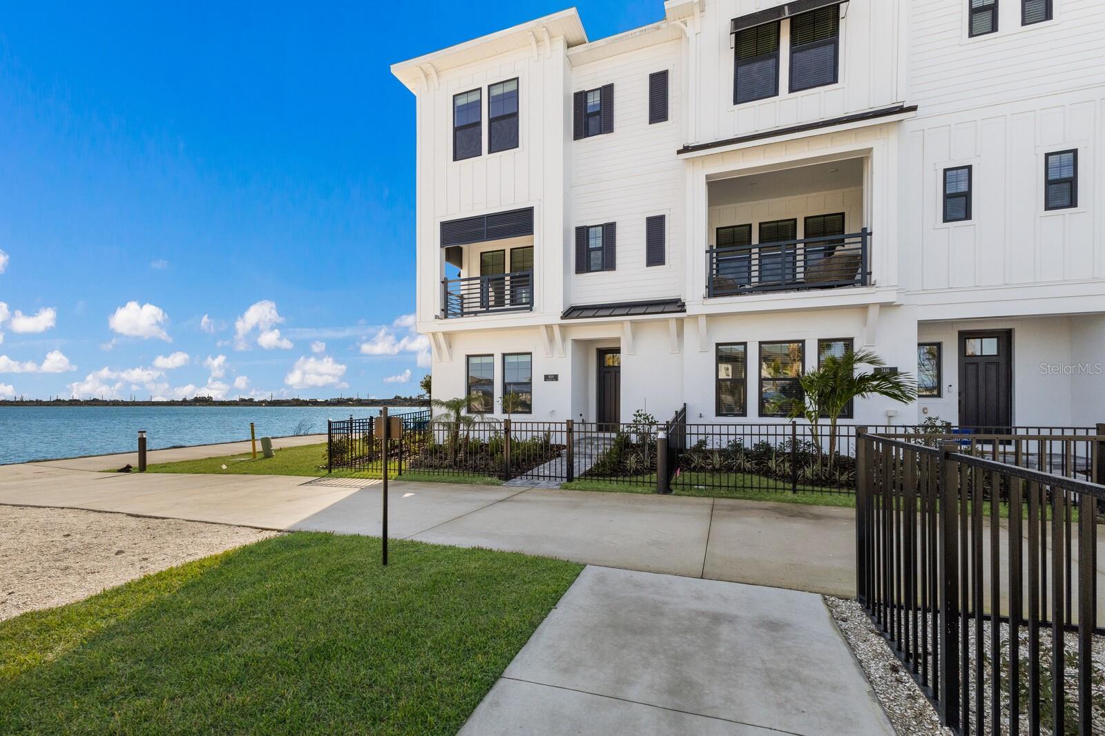 Image 5 of 84 For 7420 Newham Lane