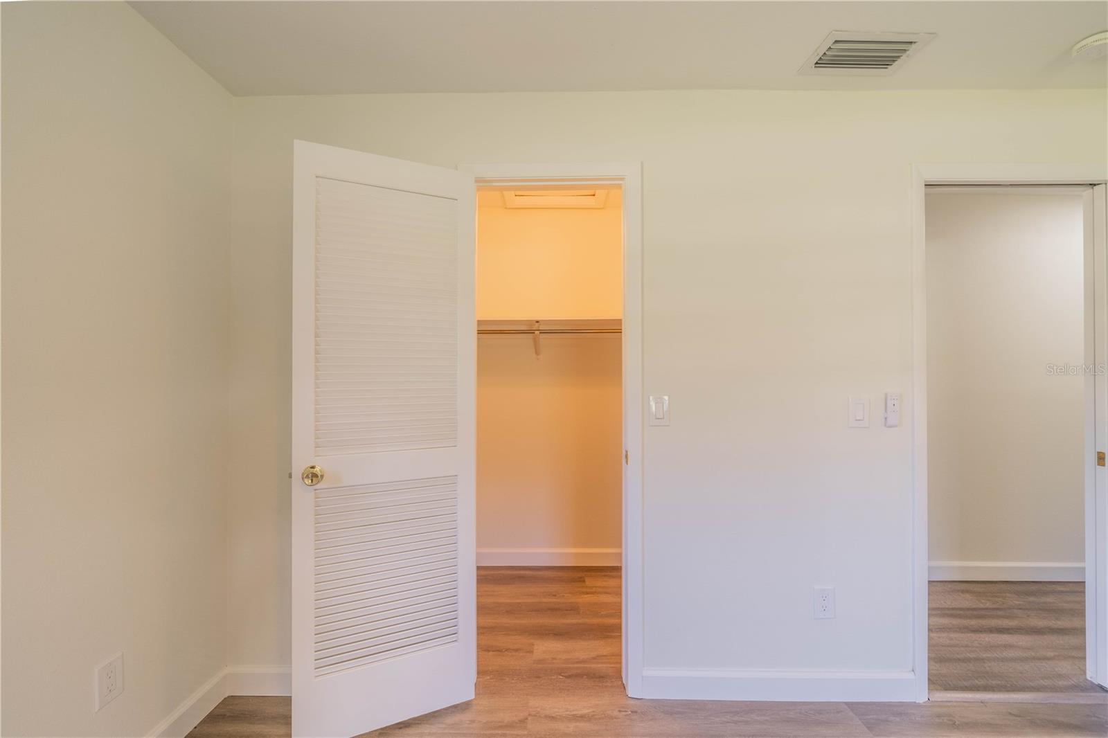 Image 20 of 37 For 11202 Tralee Drive