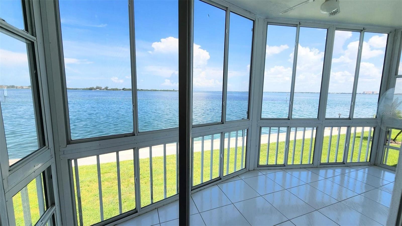 Image 3 of 3 For 775 John Ringling Boulevard # 33