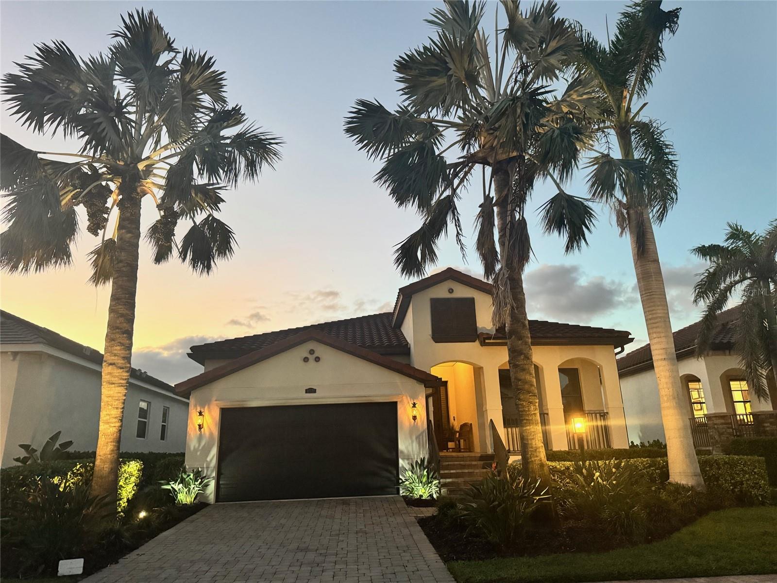 Image 35 of 49 For 6220 Champions Row Street