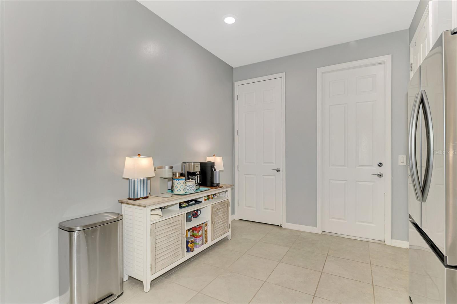 Image 23 of 56 For 18819 Lanuvio Street