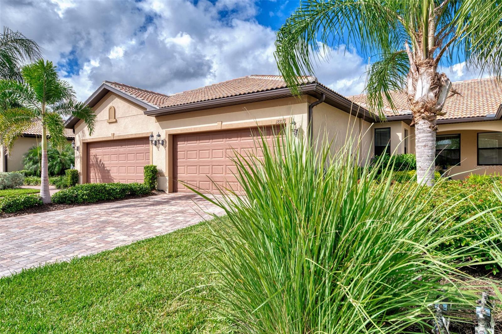 Image 3 of 56 For 18819 Lanuvio Street