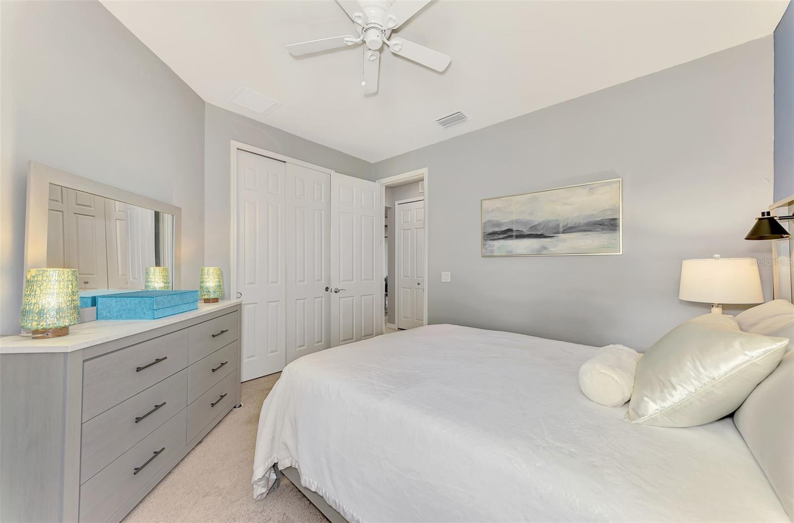 Image 36 of 56 For 18819 Lanuvio Street