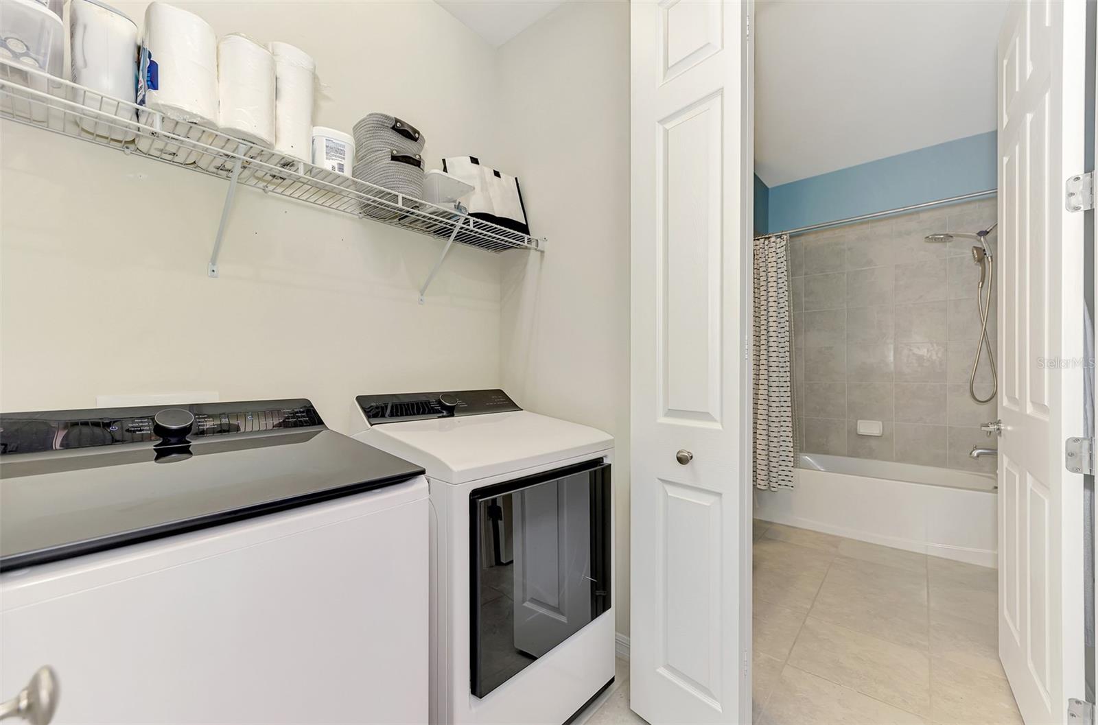 Image 42 of 56 For 18819 Lanuvio Street