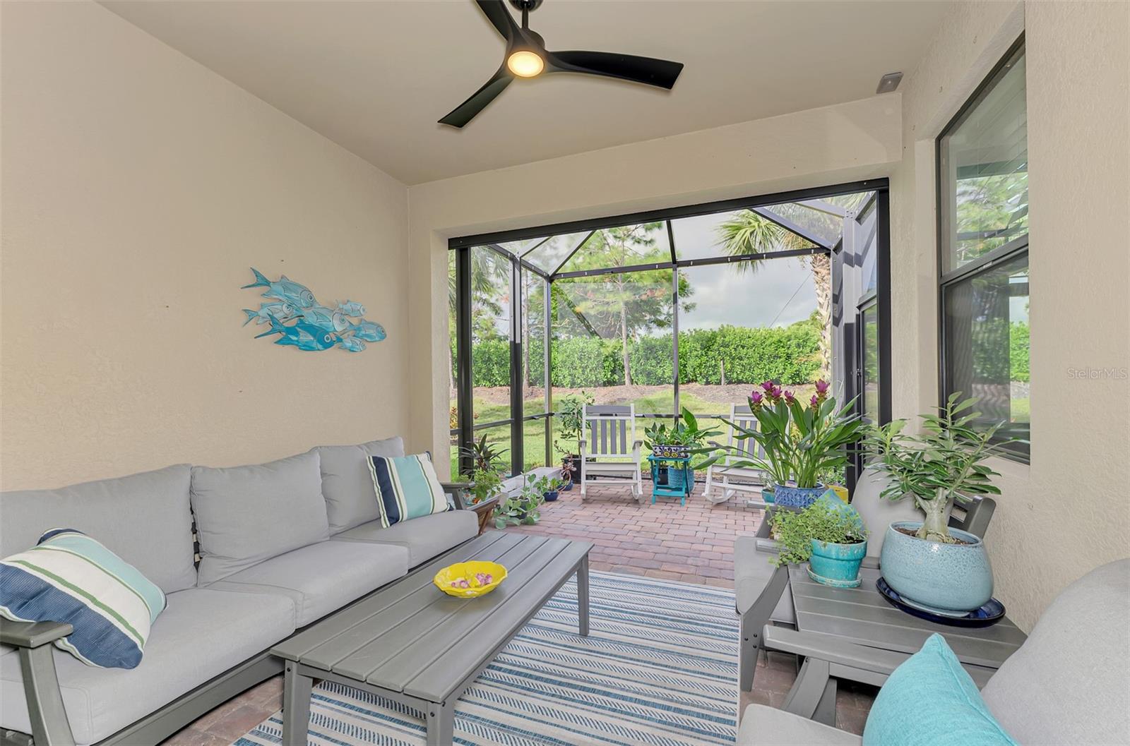Image 44 of 56 For 18819 Lanuvio Street