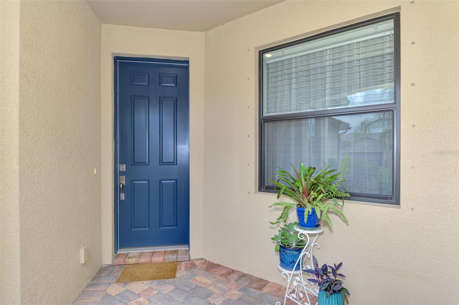 Image 5 of 56 For 18819 Lanuvio Street