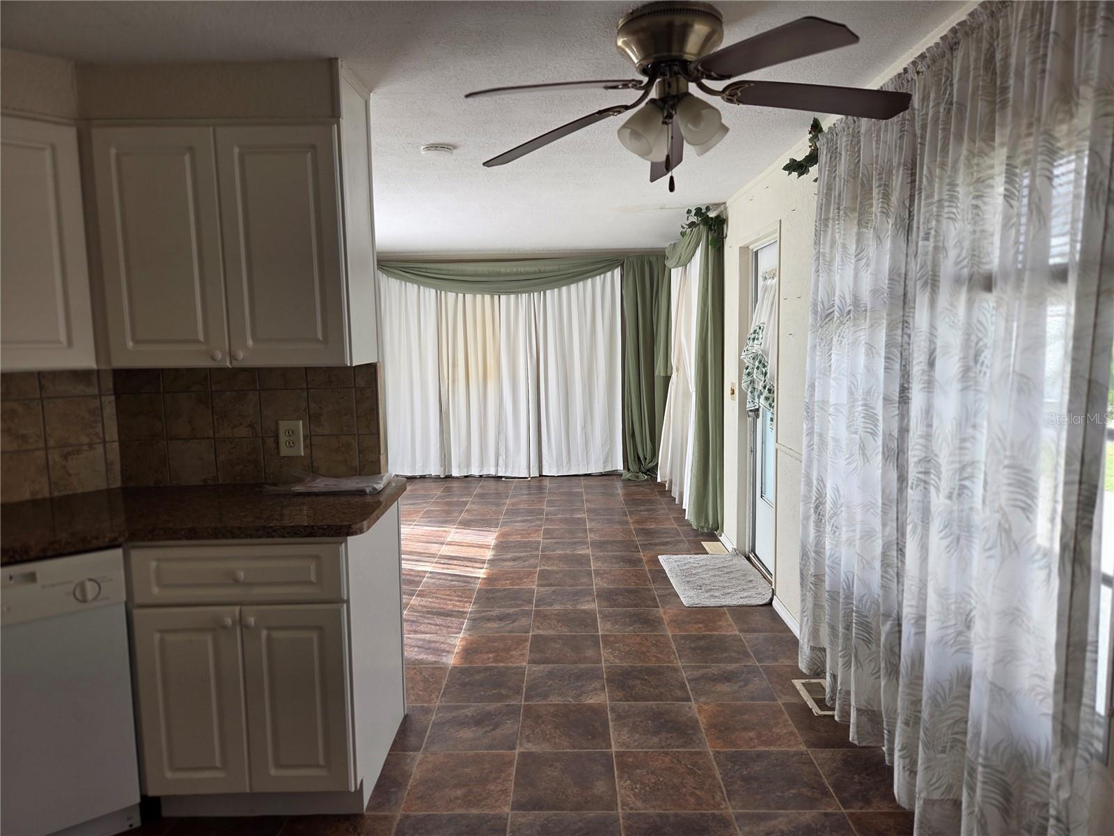 Image 9 of 12 For 3324 Laurel Oak Way