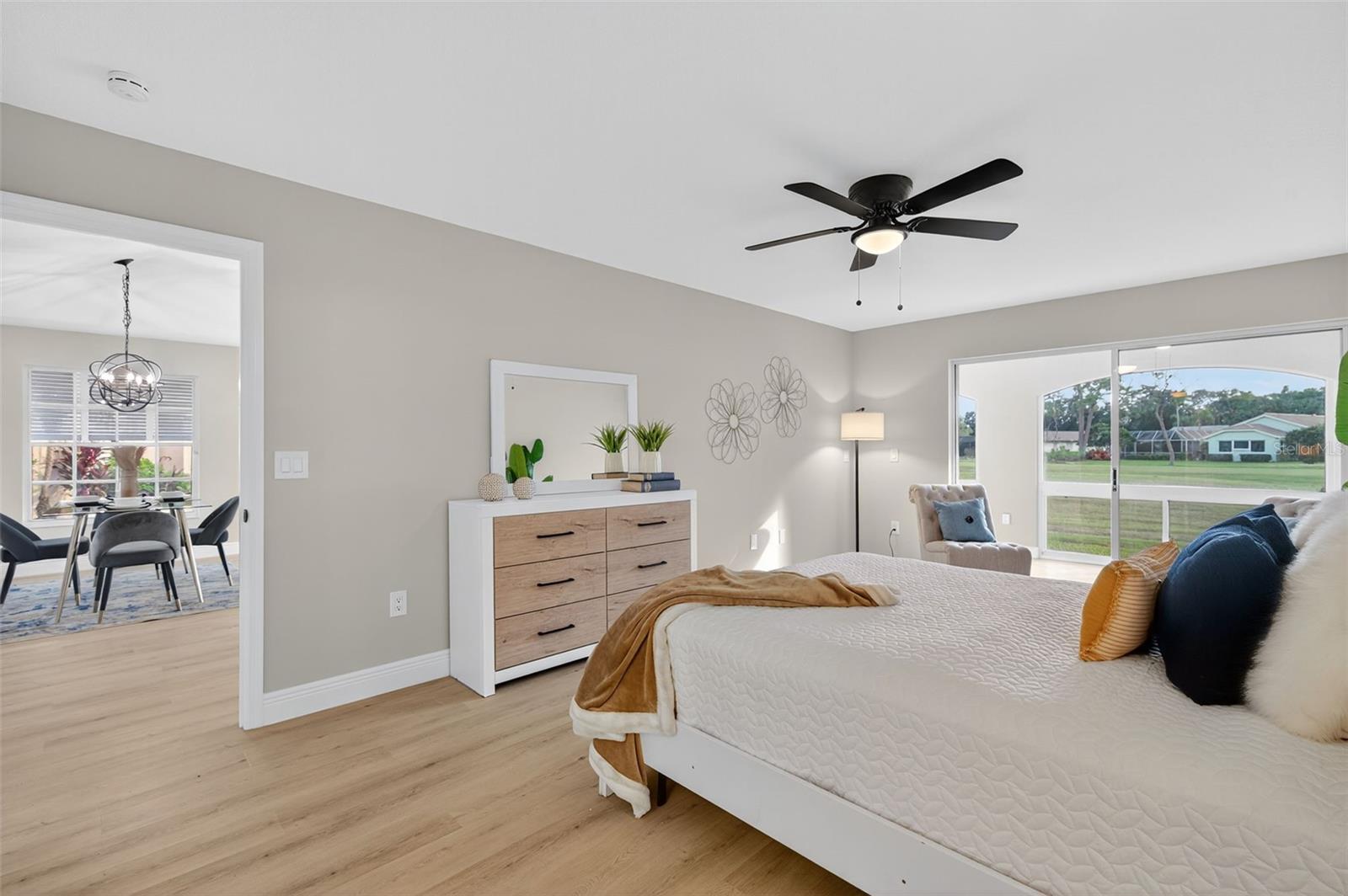 Image 18 of 37 For 5449 Chanteclaire  75